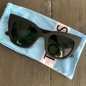 Toms sunglasses. Like new. Beautiful over sized matte black. Womens